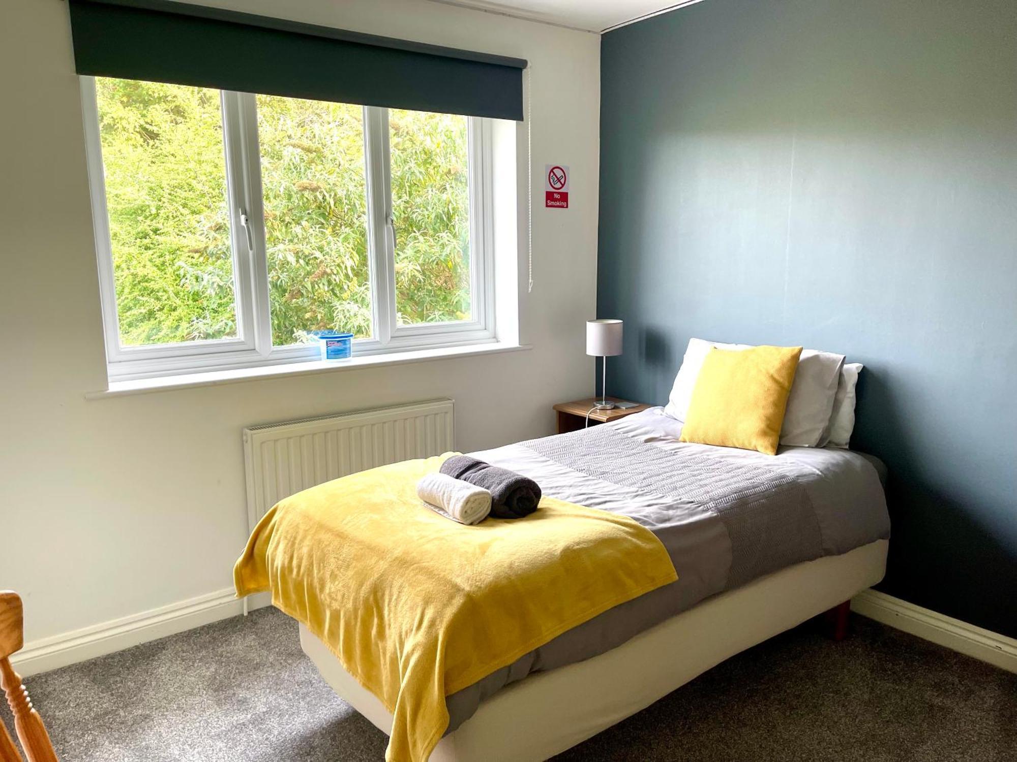 Large 5 Bed Detached House Near Stansted Airport With Parking For 2 Vehicles! Stansted Stays Stansted Mountfitchet Extérieur photo